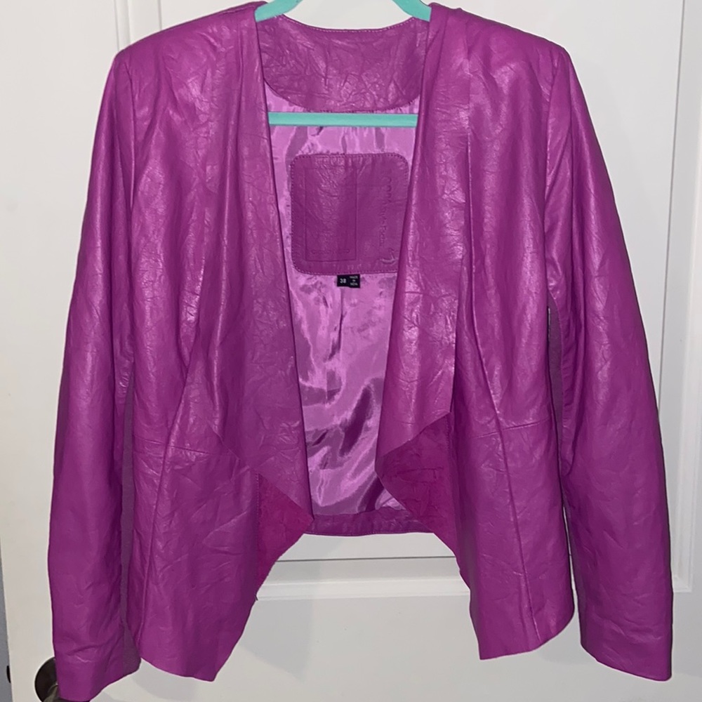 Cigno Nero leather purple jacket size 38 women’s EUC